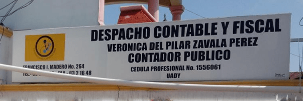 Despachos contables en Chetumal. Anuncio de calle del Contador Público Verónica del Pilar Zavala